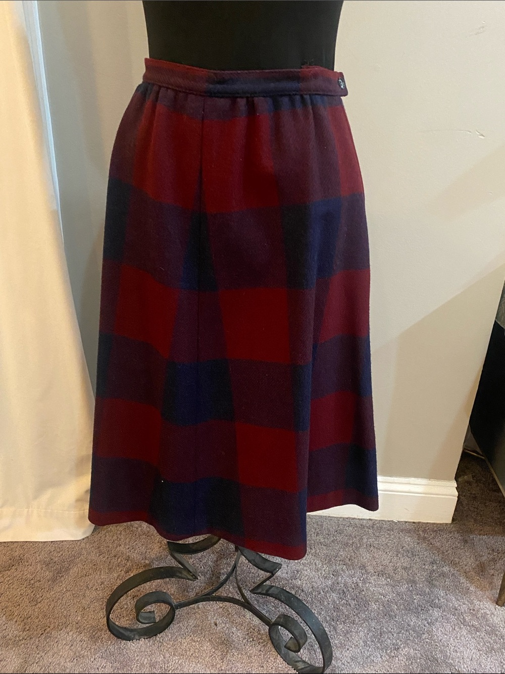 Pendleton Maroon and Navy Plaid A-Line Skirt Wool VGUC VTG 16 - Picture 13 of 13